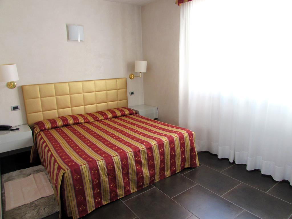 Hotel Dante Residence Mantova Ngoại thất bức ảnh